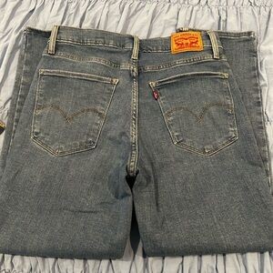 Levi’s 724 high rise straight leg crop NWOT